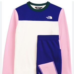 The North Face Blue and Green waffle  Thermal set baselayer